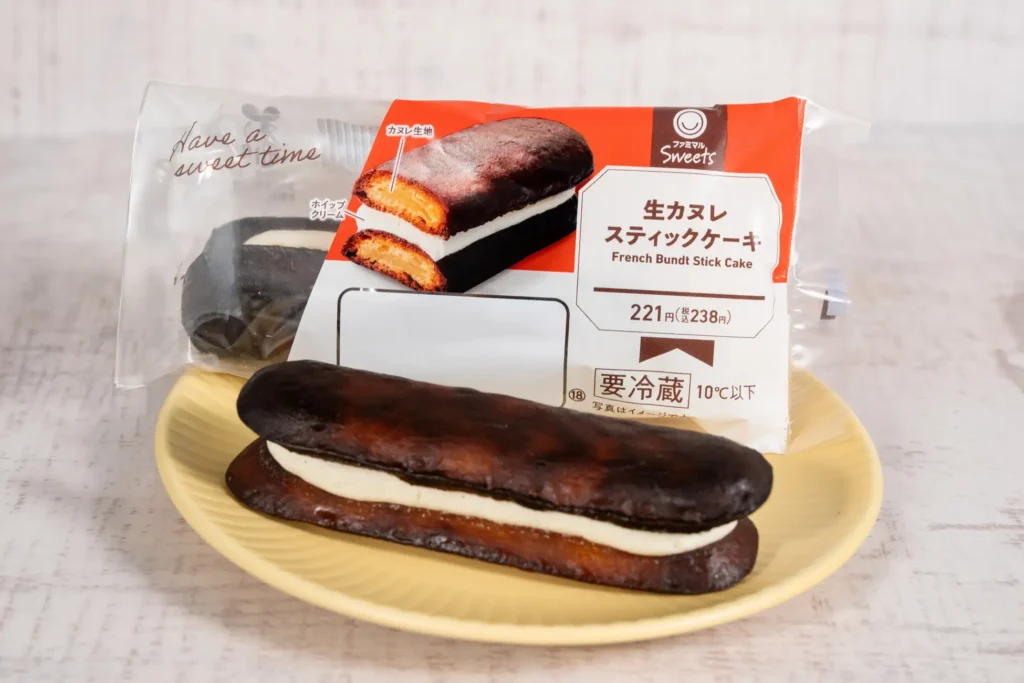 940万食のヒット商品を形状変更で再投入　ファミマ「生カヌレスティックケーキ」238円、レシートクーポンも同時展開
