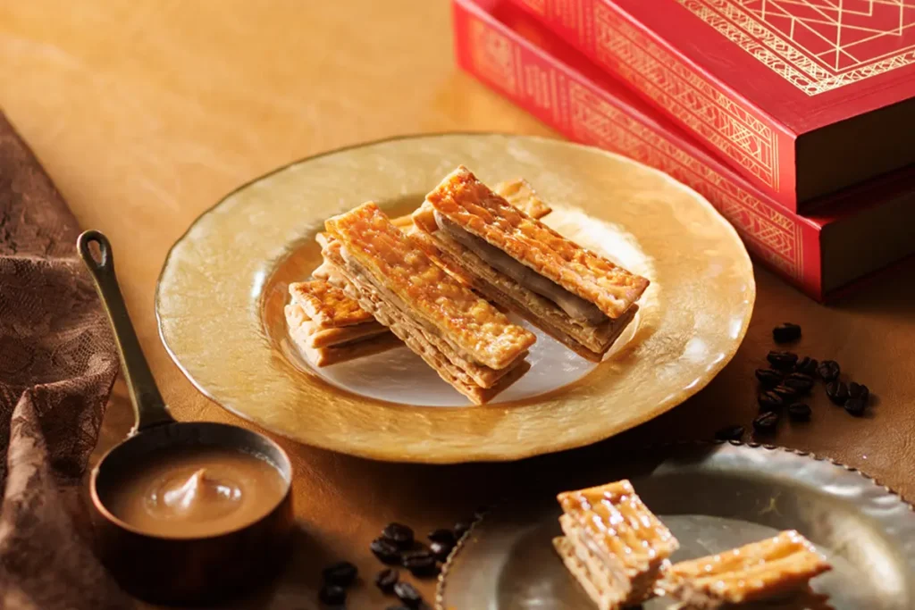 シュクレイが「ミルフィユ セゾン」を10月1日発売。松屋銀座店限定で塩キャラメルとカフェの2種を詰め合わせ
